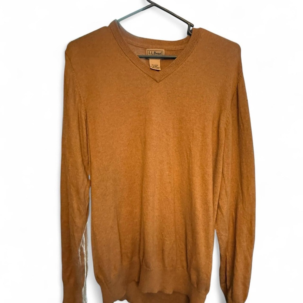 L.L. Bean Men's Tan V-Neck Sweater